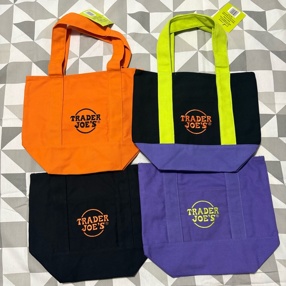 Trader Joe's Halloween Mini Totes - set of 4 - Picture 1 of 1